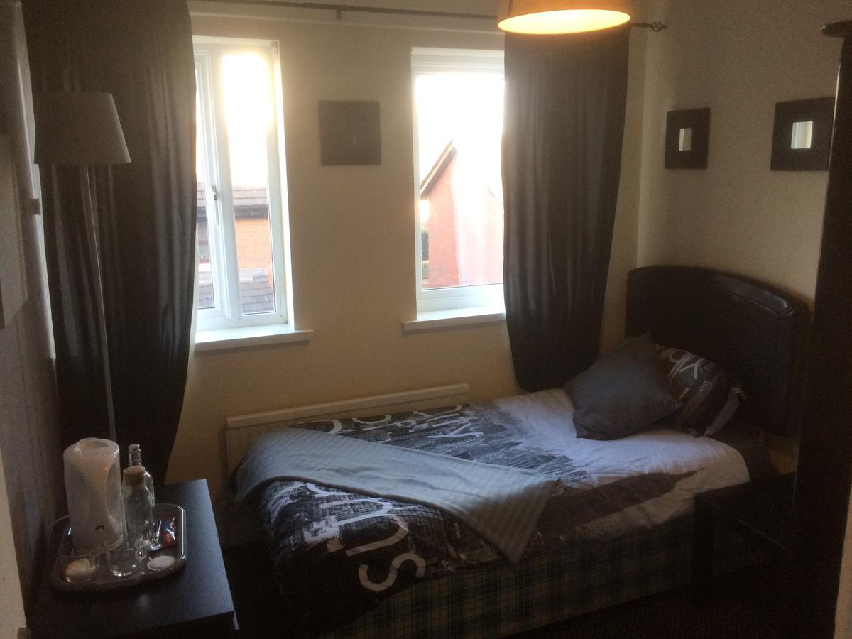 Ryan Place Bed & Breakfast เบลฟาสต์ ภายนอก รูปภาพ
